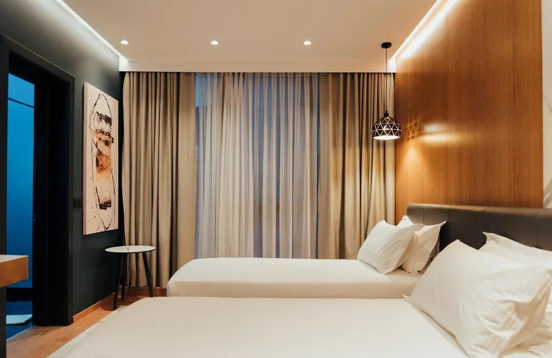 Black Diamond Hotel-1